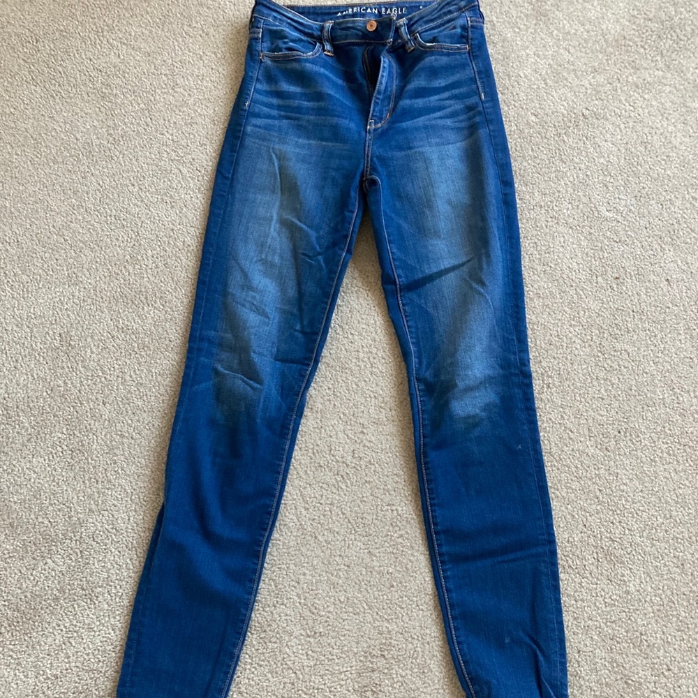 American Eagle blue jeans